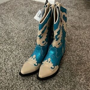 Turquoise Sterling River Cowgirl Boots